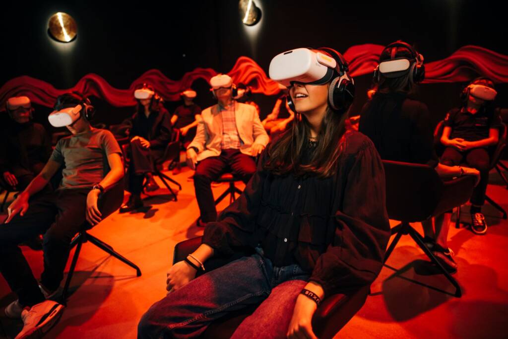 Sala de realidad virtual de la exposición inmersiva
